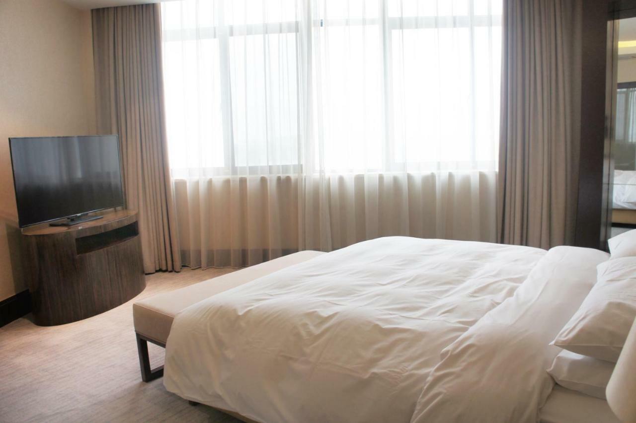 Rosedale Hotel & Resorts Suzhou Suzhou  Exteriör bild
