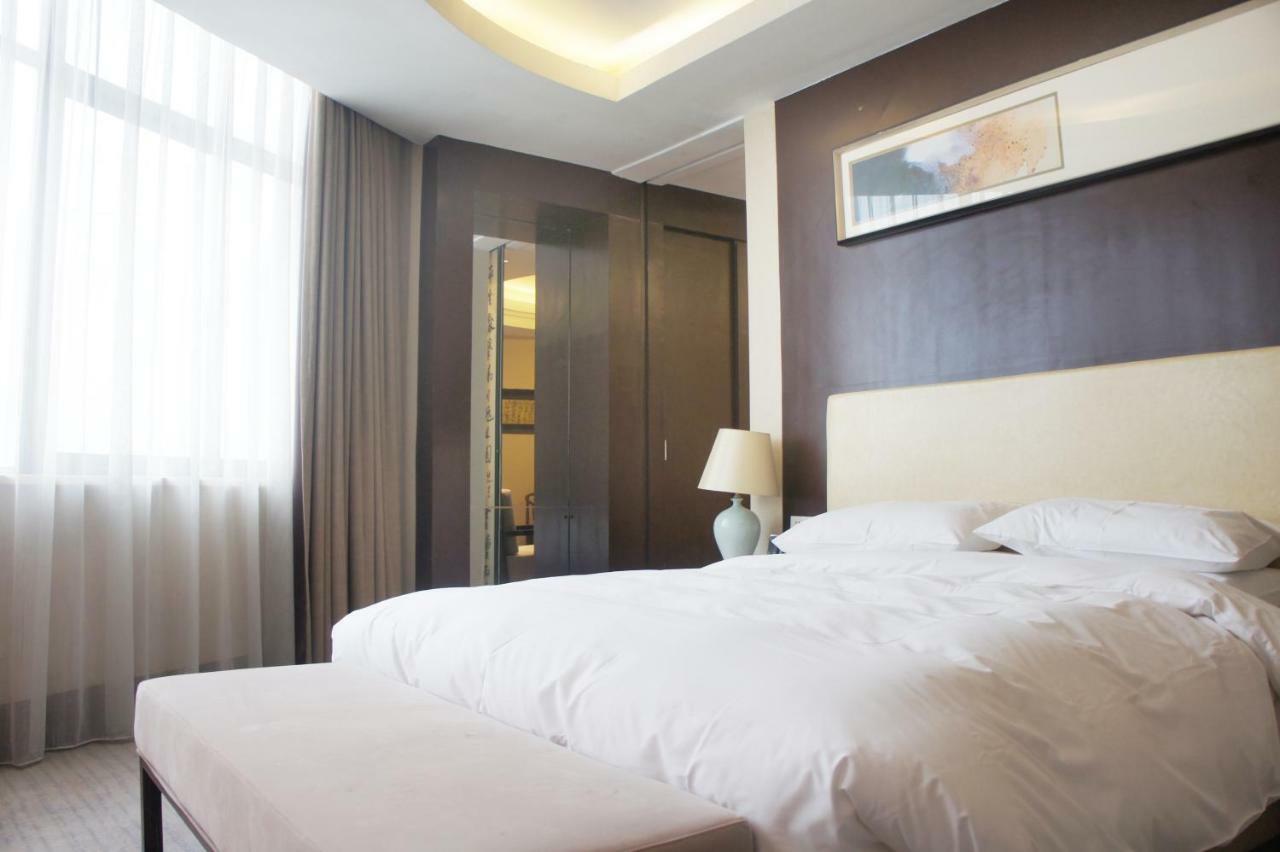 Rosedale Hotel & Resorts Suzhou Suzhou  Exteriör bild